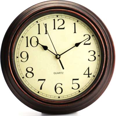 modern quartz battery operated clocks