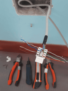 Instalación Del Cableado De Red, Como Conectar Cable De Red Para Internet, Colores Como Conectar Cable De Red Para Internet, Armado De Cable De Red RJ45, Instalación De Cableado Estructurado,