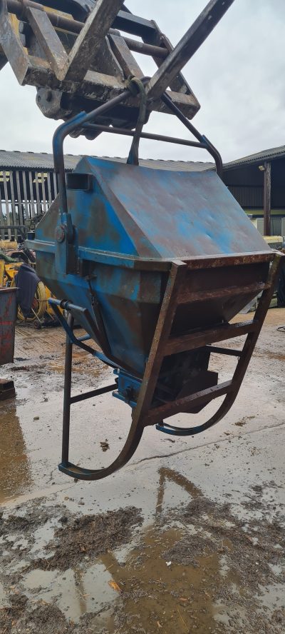 500L Conquip Concrete Pouring Skip - Image 6