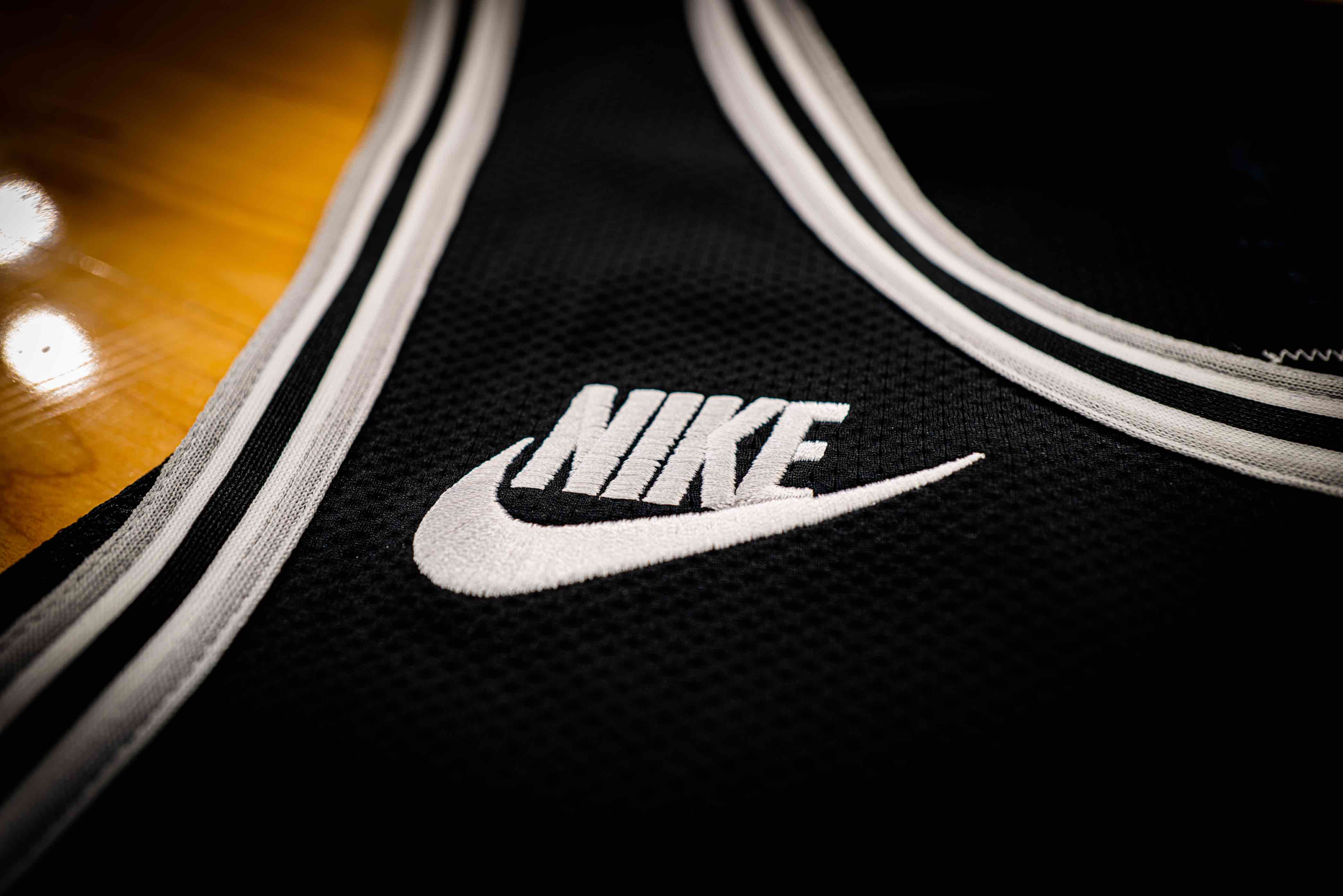 San Antonio Spurs bring back their classic black-on-black uniform