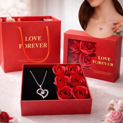 Porta Joia com Colar Coração “Eu Te Amo” + 6 Rosas