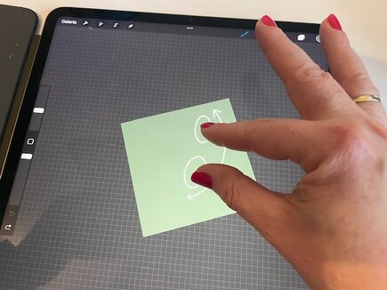 jak obracać w procreate