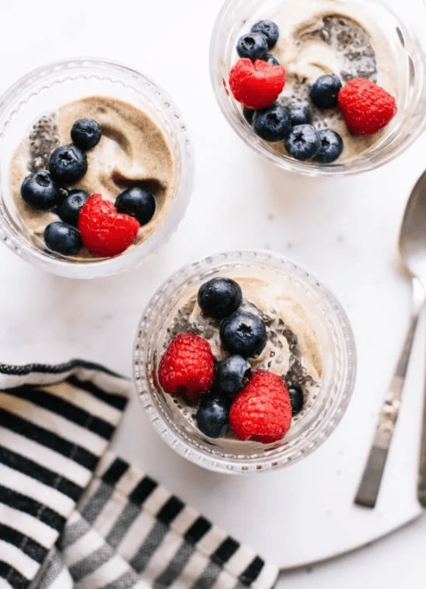 Summer Dessert: Creamy Chia Pudding Cookie + Kate