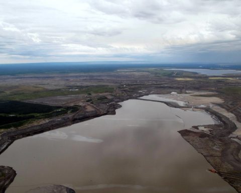 Imperial Oil, oilsands, tailings pond, spill Corporate Knights