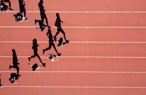 5 pesquisas de mercado essenciais para conhecer a jornada do consumidor