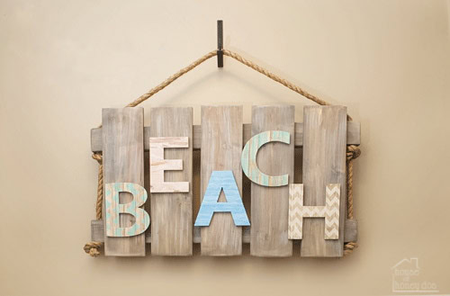 wood pallet wall art with rustic beach theme