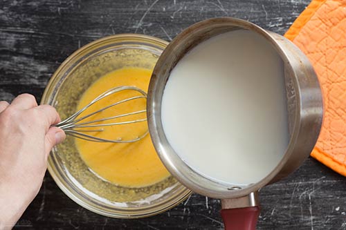 tempering egg yolks