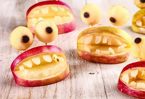 Halloween apple snacks