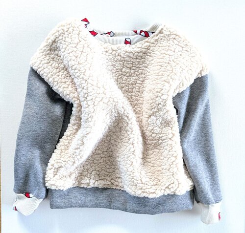 Sweat Enfant en Sherpa: Douceur Unique, Idéal pour l'Hiver