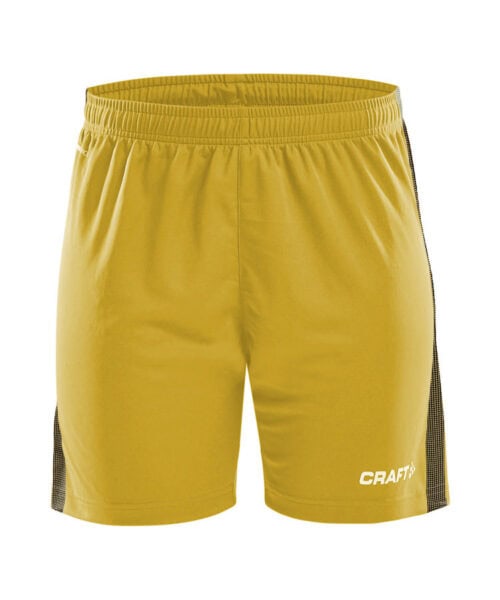 Take control with these lightweight and stretchy match shorts. Made of thin