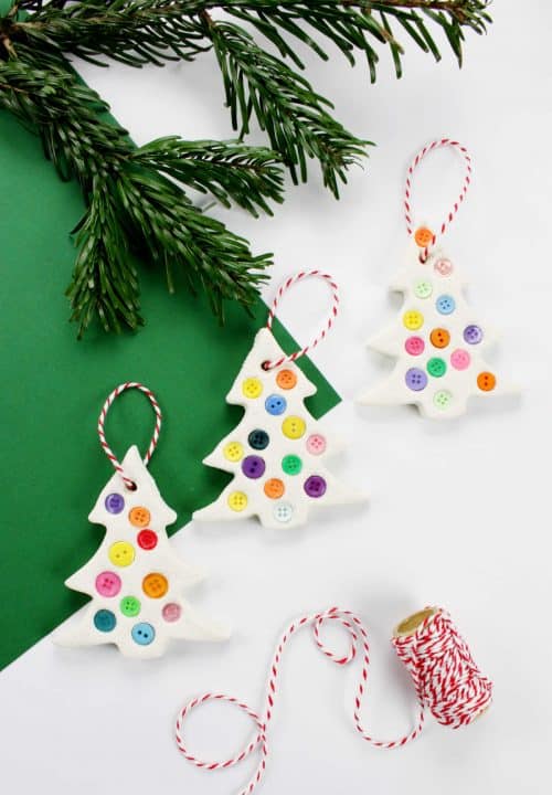 How to make these beautiful Christmas tree ornaments