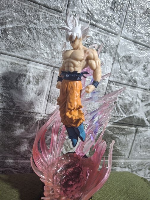 Figura anime Goku Ultrainstinto - Imagen 2