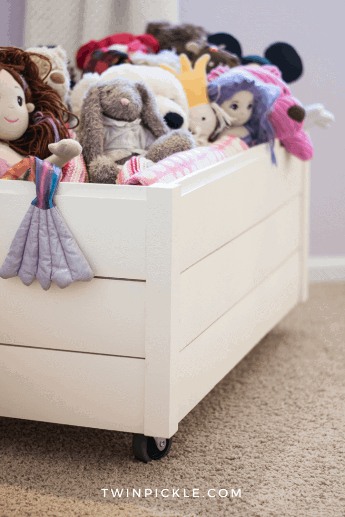 How to build a DIY toy box with shiplap