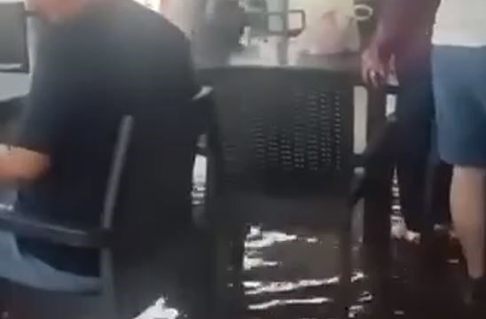 FETHİYE’DE ŞİDDETLİ YAĞIŞ HAYATI FELÇ ETTİ