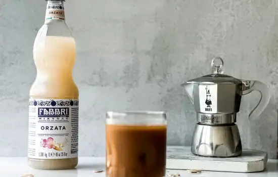 Orgeat Syrup Iced Coffee (Caffe’ Freddo con Orzata)