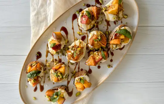 Peach Bruschetta with Ricotta and Vincotto