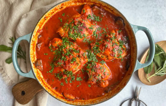Classic Chicken Cacciatore (Pollo alla Cacciatora) – Italian Hunter-Style Chicken