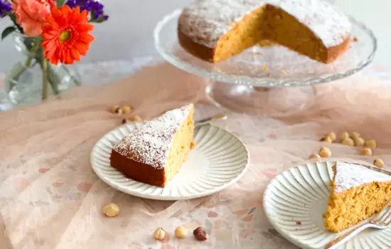 Carrot Orange Cake: The Perfect Italian Breakfast Cake for Spring