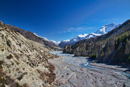 From Manag to Tilicho Base Camp