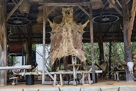 Chiang Rai Black Temple