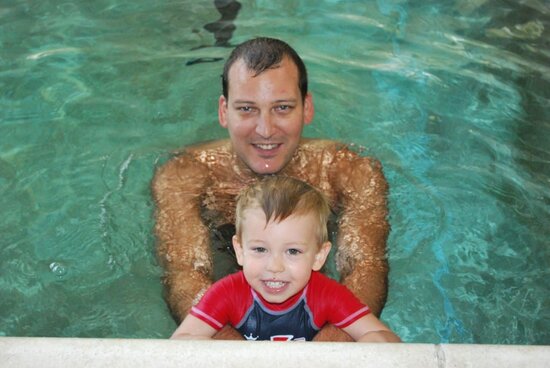 Father-and-son-at-swimming-lesson-Blue-Wave-swim-school