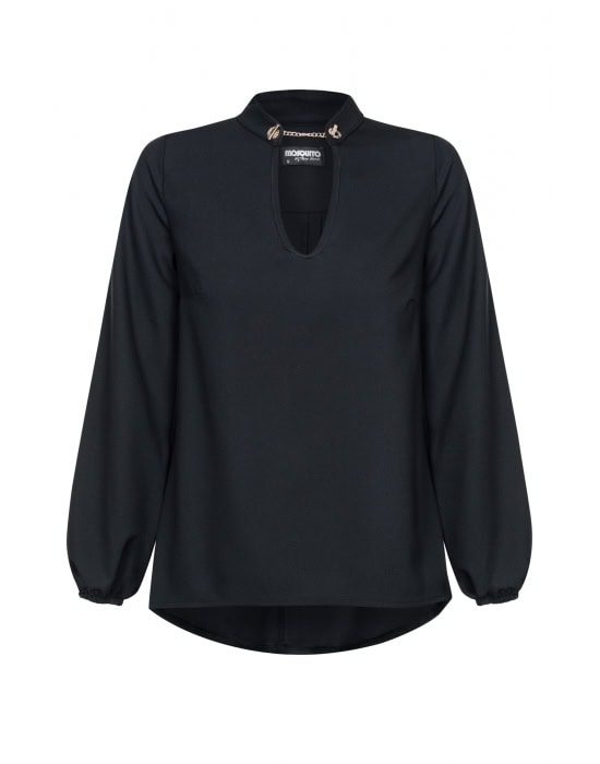 koszula-na-stojce-z-lancuszkiem-1