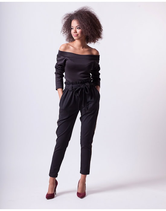 spodnie-ze-zlotym-lampasem