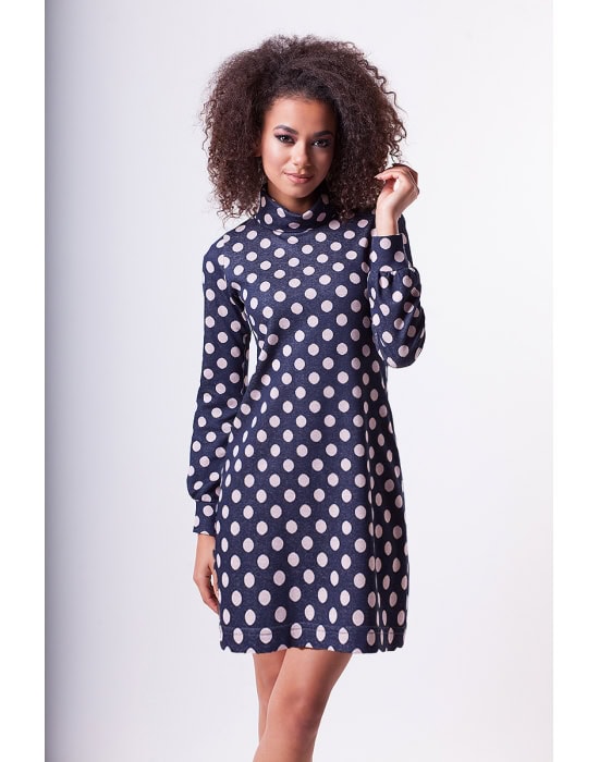 sukienka-z-golfem-w-grochy