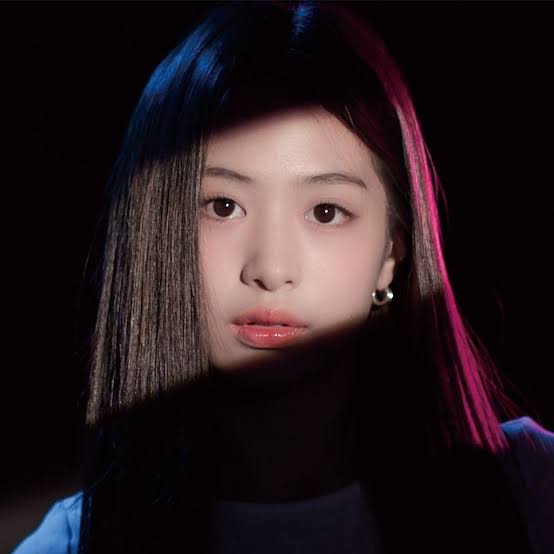 Profil Ahyeon BABYMONSTER