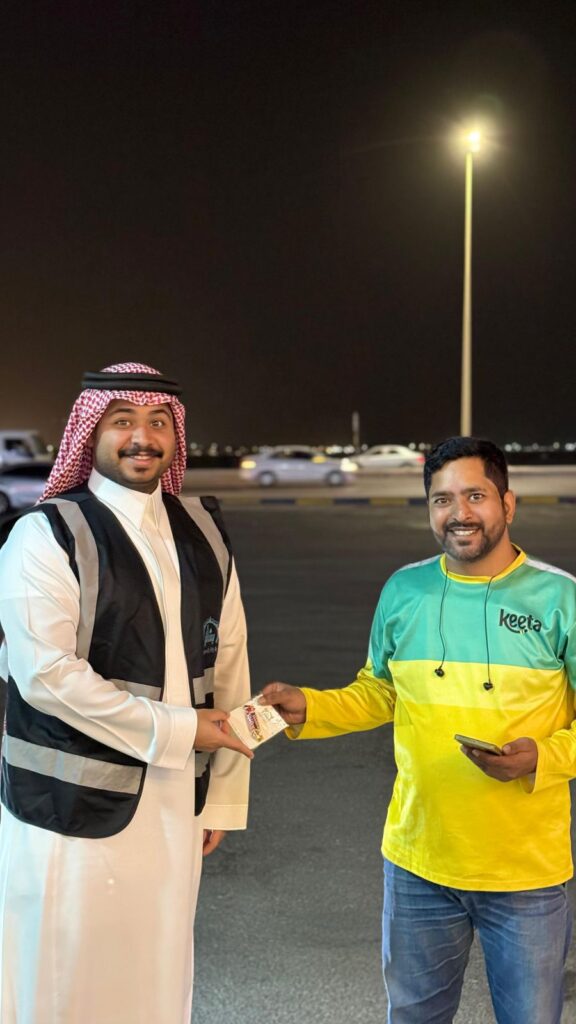 البرنامج الترفيهي ومعايدة الجاليات