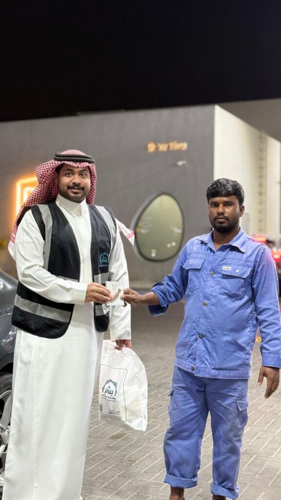 البرنامج الترفيهي ومعايدة الجاليات