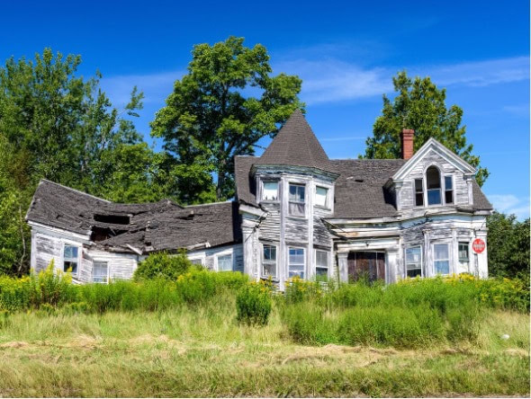 FIXER UPPER VS MONEY PIT