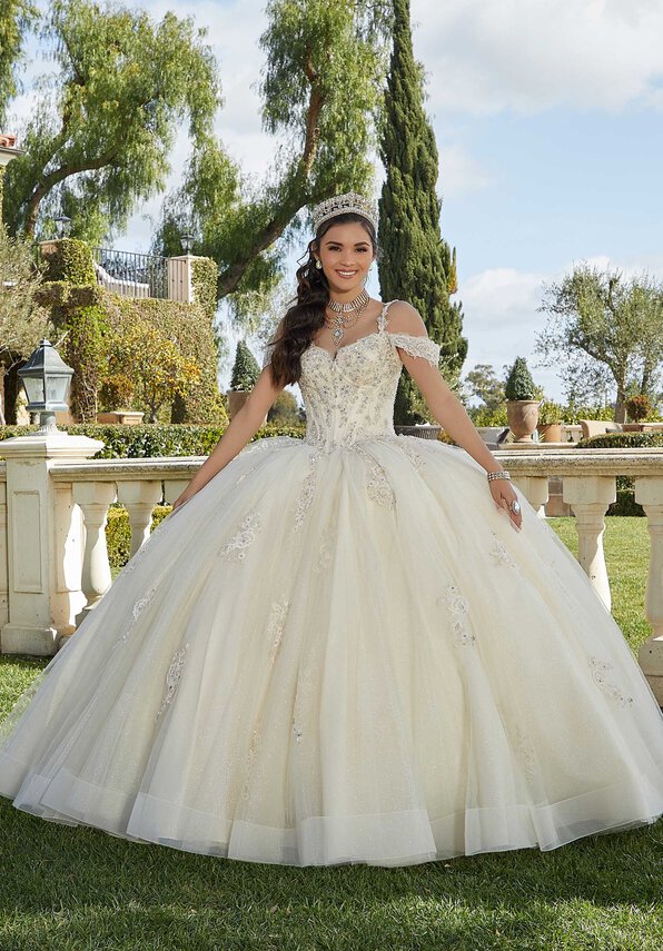 Style 89422 | Chantilly Lace and Sparkle Tulle Quinceañera Dress - Image 7