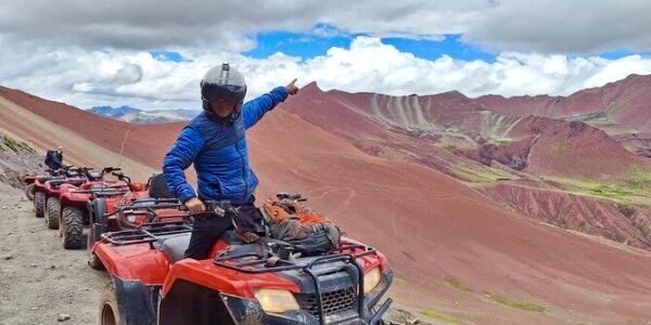 Montaña de Colores + Valle Rojo en cuatrimoto