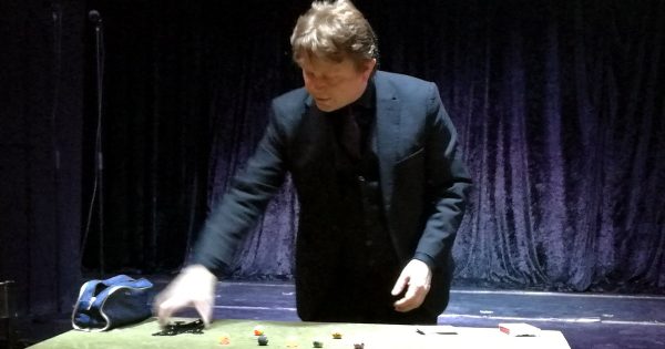 Banditer, får eller gummibollar. Det är frågan.