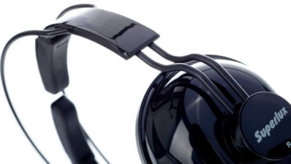Superlux HD651 - наушники с отменными басами по скромной цене