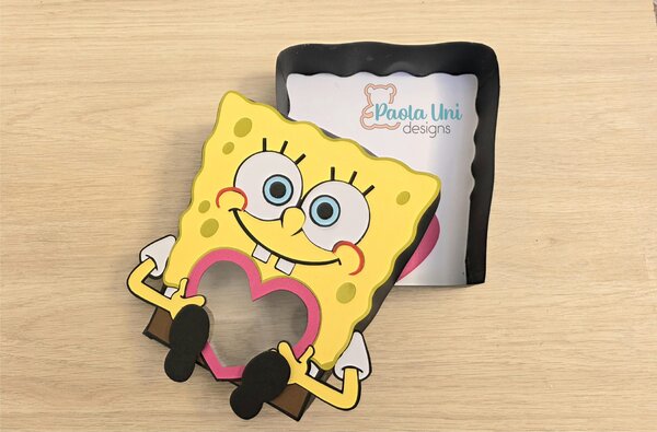 Archivo para recortar y armar caja en forma de bob esponja