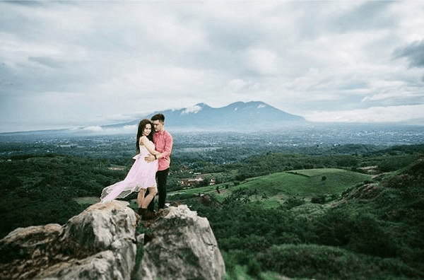 10 Inspirasi Lokasi Foto Prewedding Outdoor di Jabodetabek