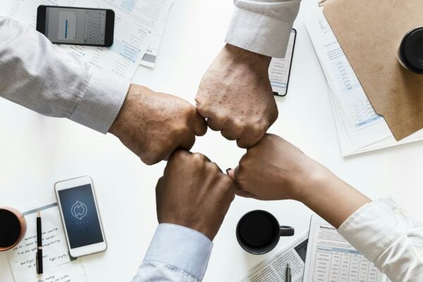 新卒向けの会社説明会とは？参加するメリットや企業にすべき質問を紹介