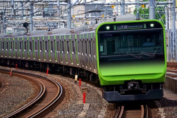 JR東日本に就職するには？難易度や倍率・採用大学・選考対策を解説