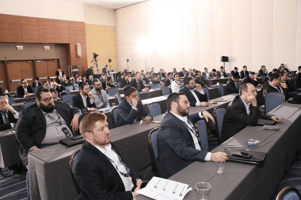 Keynote-Partial-Crowd