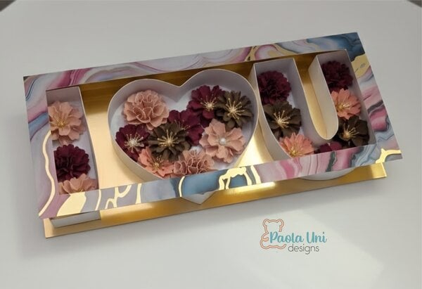 Archivo para recortar y armar caja Para San Valentin, NO INCLUYE FLORES