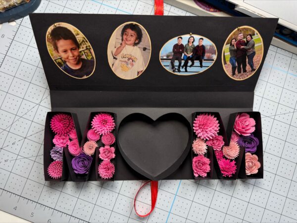 Archivo para recortar y armar caja  MOM NO INCLUYE FLORES