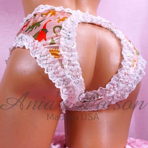 Ania's Sissy women's panties 2 Piece Christmas Lot sz S/5 - Lacy Dino Crotchless Panties, Red Kiss Me Under the Mistletoe string bikini - Image 7