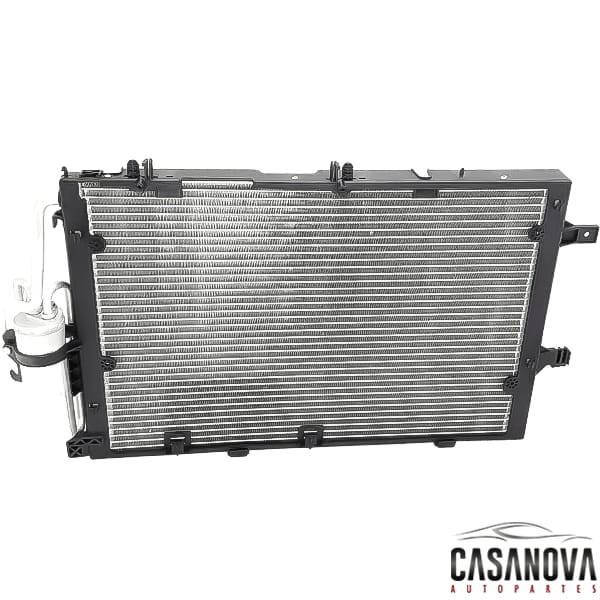 Condensador AC para CHEVROLET Corsa Evolution 1.4 y 1.8L marca TYC OEM 93305890 visto desde atrás
