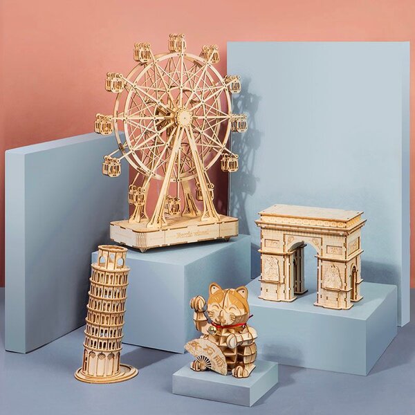 TG303 Japanische Glueckskatze_Szene-2