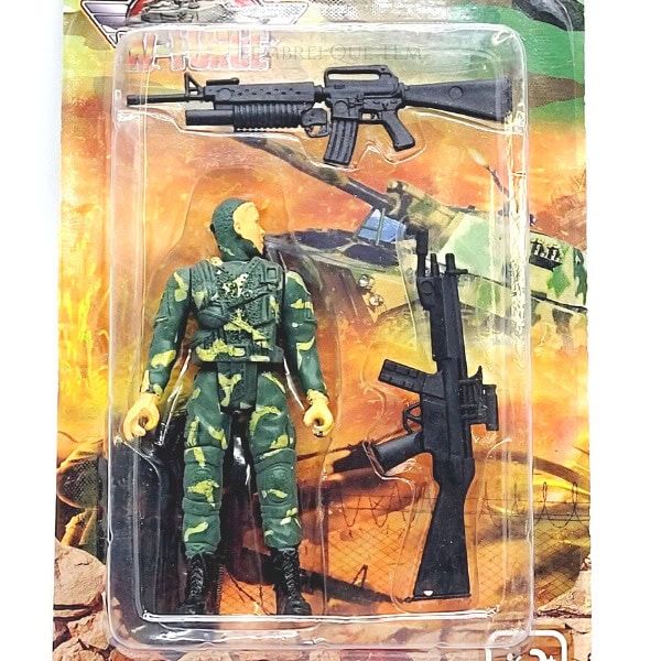 Boneco Soldado Militar missao com armas 4 pecas na cartela