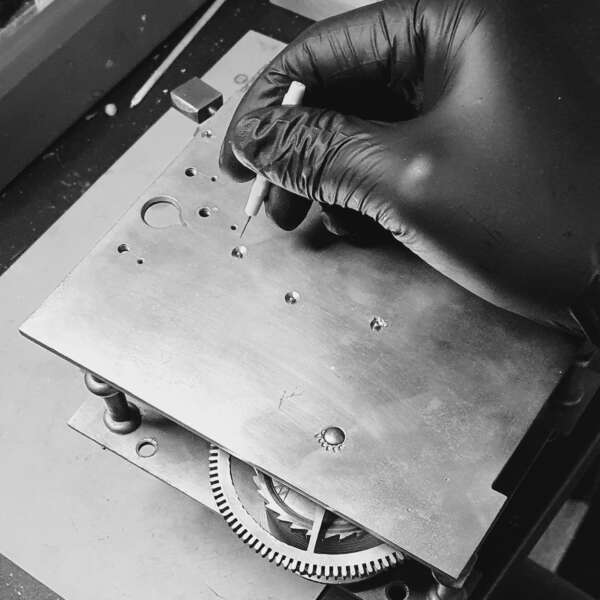 clock repair clock repair