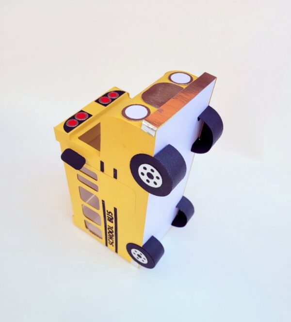 2022-04-21-15-25-41-017 Autobus