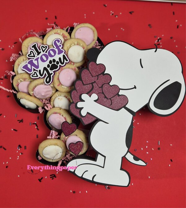 Archivo para recortar y armar caja en forma de snoopy con corazones san valentin